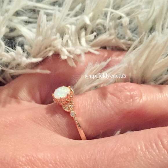 Gold Round Cut Opal Silver Ring Sterling Silver - Picture 4 of 7